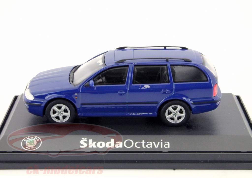 Skoda Octavia Combi year 2000 light blue 1:43 Abrex