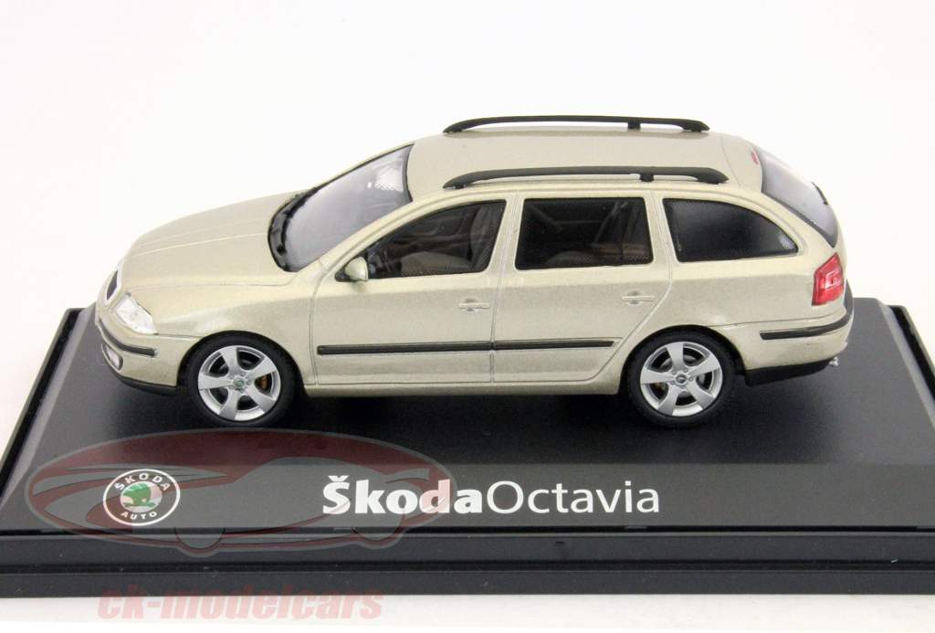 Skoda Octavia Combi anno 2004 beige 1:43 Abrex