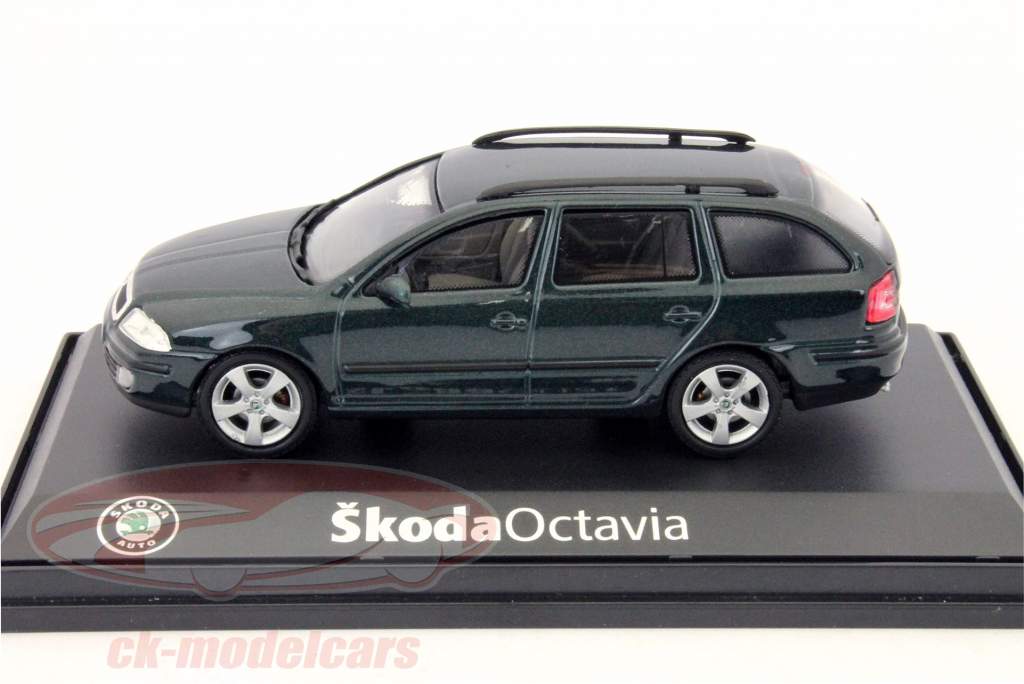 Skoda Octavia Combi année 2004 highland vert 1:43 Abrex