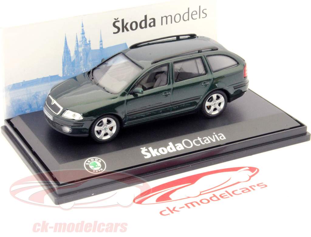 Skoda Octavia Combi année 2004 vert 1:43 Abrex