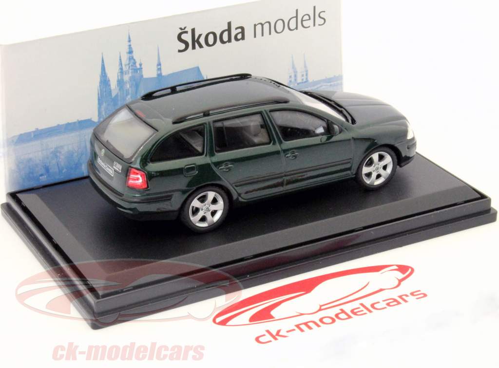 Skoda Octavia Combi anno 2004 verde 1:43 Abrex