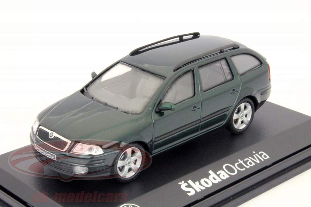 Skoda Octavia Combi Año 2004 verde 1:43 Abrex