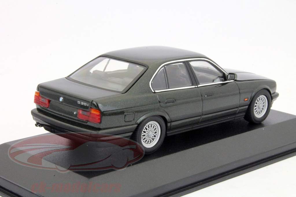 Minichamps 1:43 BMW 5-Series (E34) 1988 green metallic