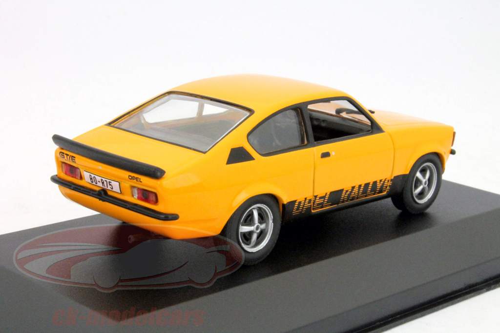 オペルKadettでCクーペ1973オレンジ1時43分モデルWhiteBox