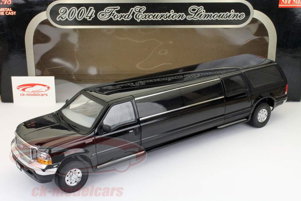 Ford Excursion Limousine année 2002 noir 1:18 SunStar