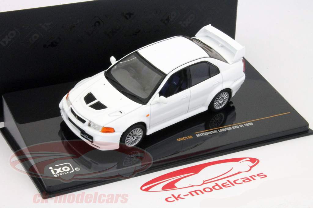 三菱LANCER EVO六，1999年白1:43 IXO