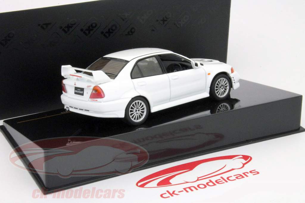 Mitsubishi Lancer Evo VI année 1999 blanc 1:43 Ixo