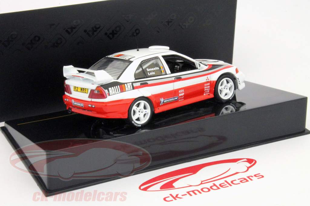 三菱蓝瑟的Evo VI审判F. Loix，坐落1:43 IXO