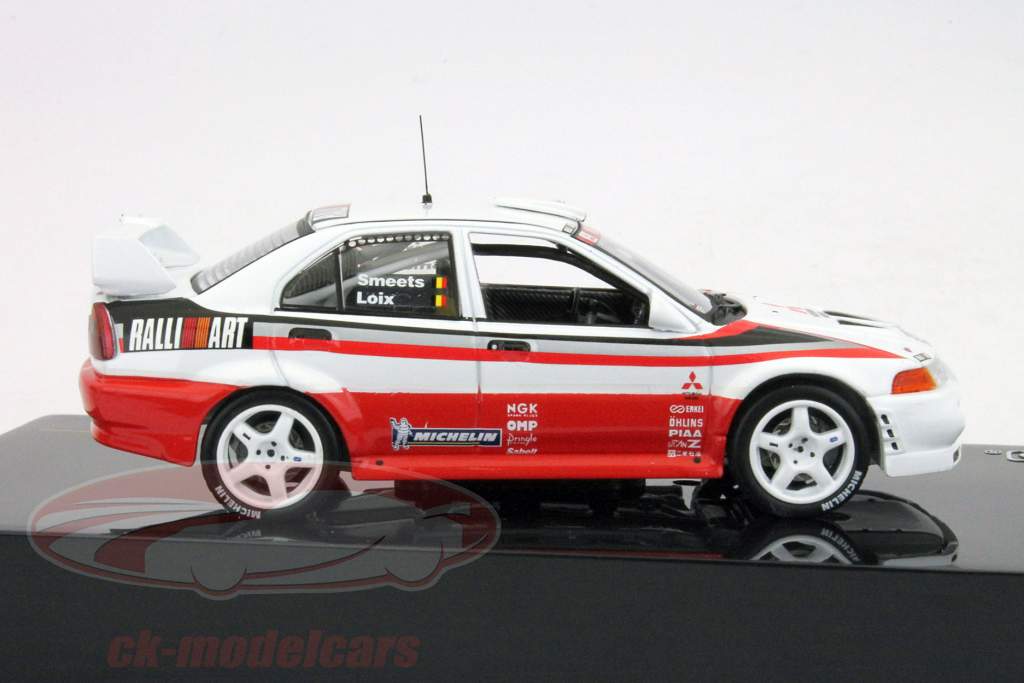 三菱蓝瑟的Evo VI审判F. Loix，坐落1:43 IXO