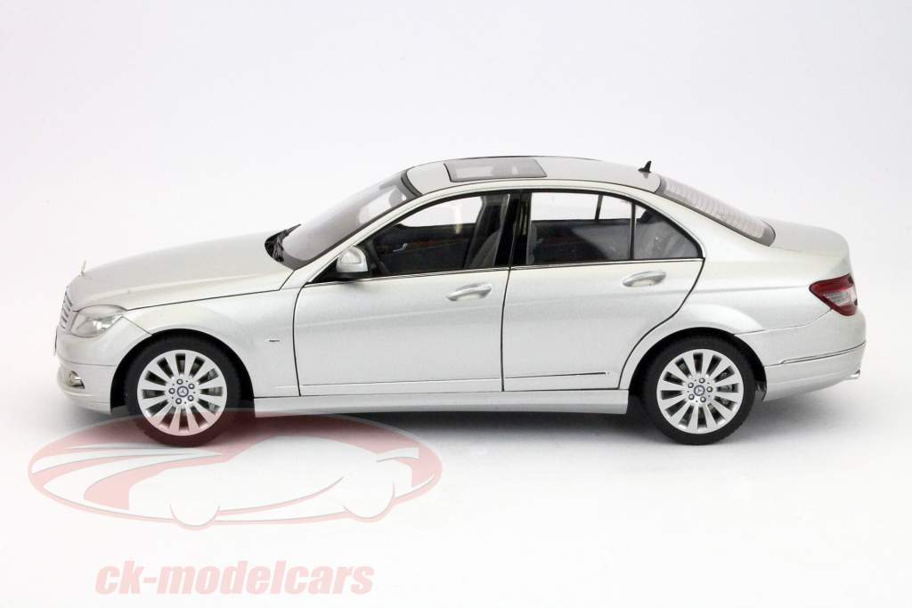 メルセデス·ベンツCクラスセダンエレガンス銀オートアート1時18分