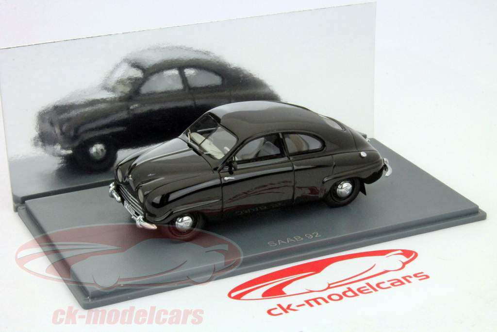 サーブ92B黒ネオ1時43分