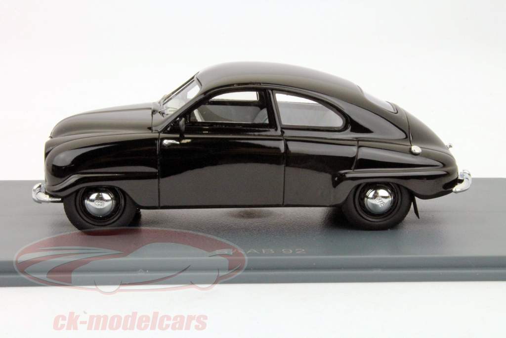 サーブ92B黒ネオ1時43分