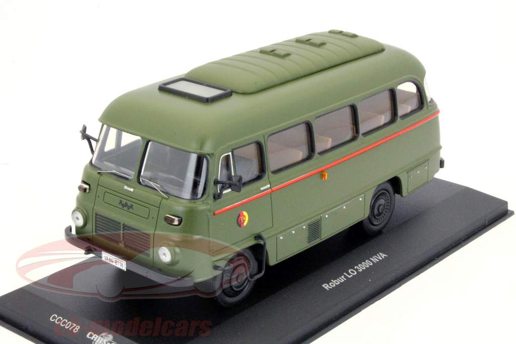ROBUR LO 3000北越军队墨绿色1:43 IXO