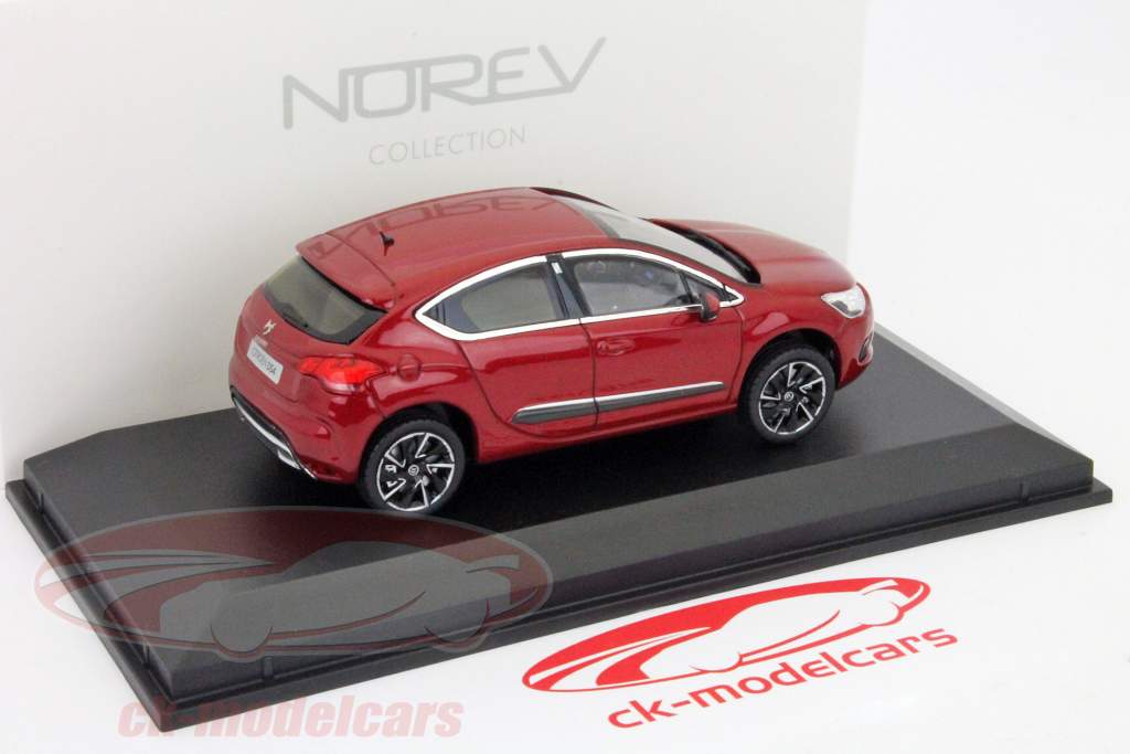 雪铁龙DS4建于2011红色1:43 NOREV