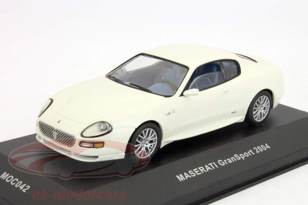 玛莎拉蒂大运动2004年白色1:43 IXO