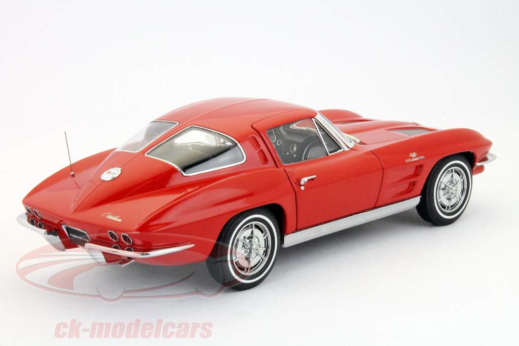 シボレーコルベットスティングレイ1963レッド1時18オートアート