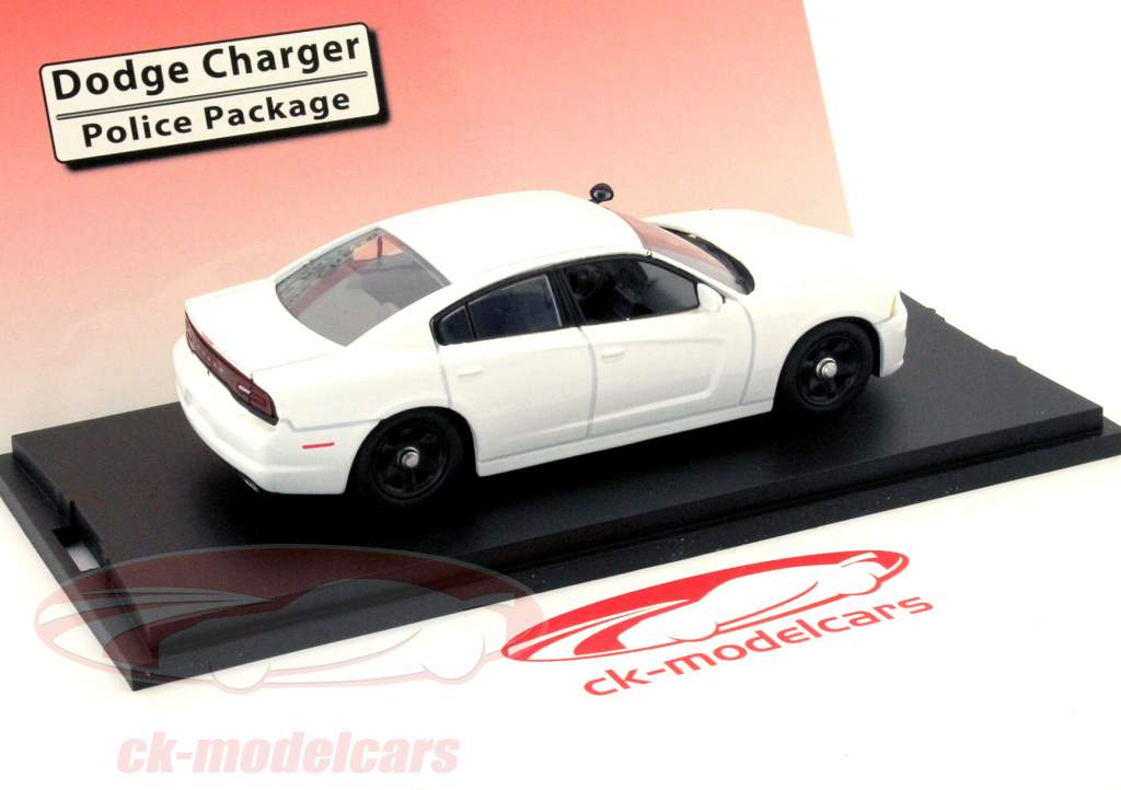 Dodge Charger Pursuit Plain Krop Police Car USA hvid 1:43 First Response