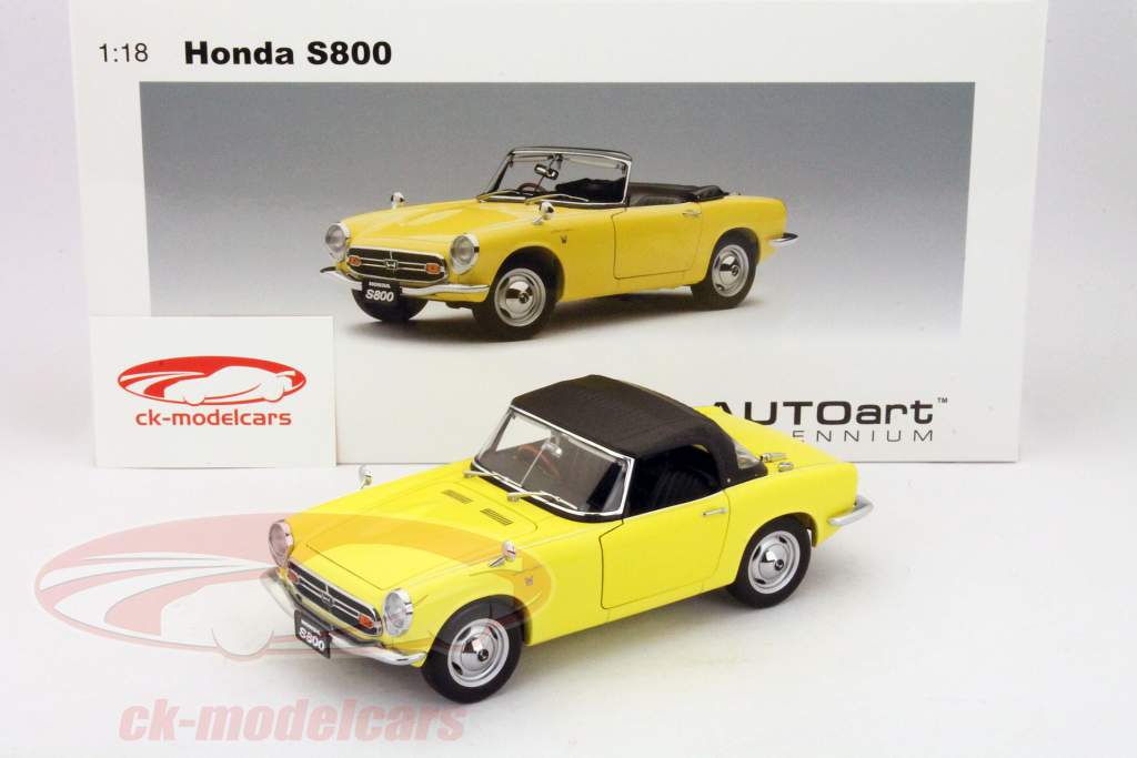 AUTOart 1:18 ホンダS800ロードスター1966 分黄色モデル 73277