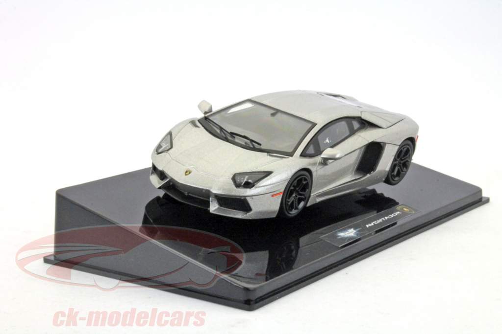 ランボルギーニアヴェンタドールダークナイトエリートシルバーメタリック1：43 HOTWHEELSを昇る