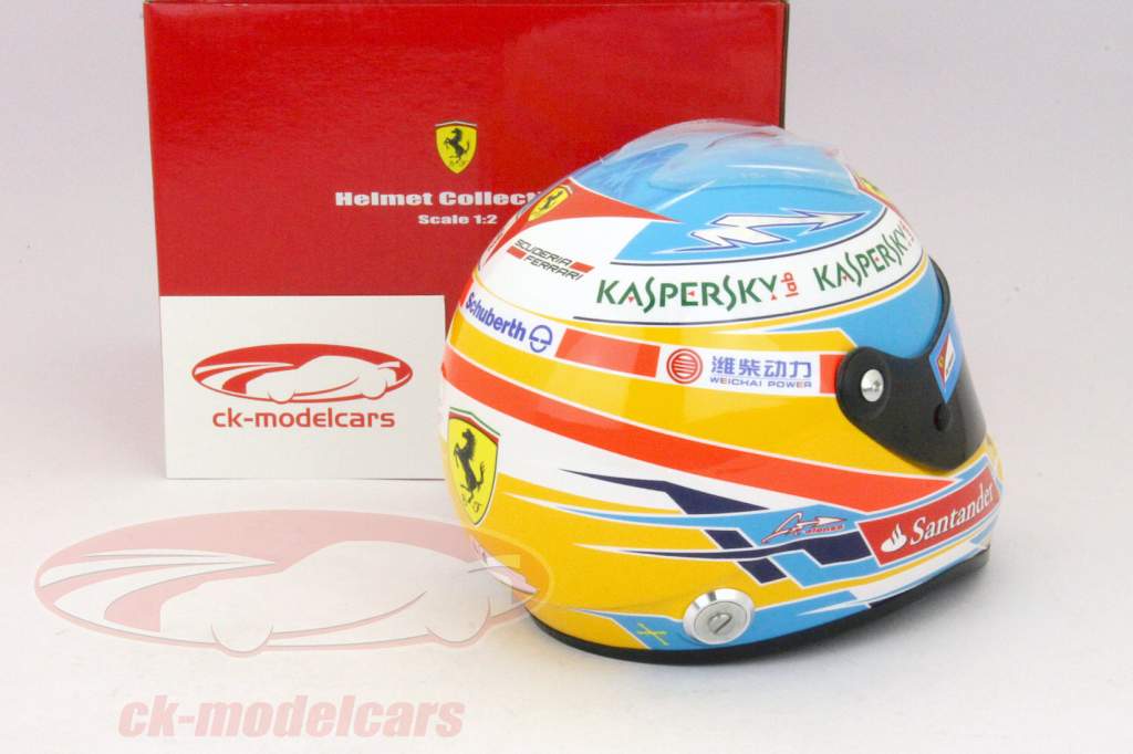 Fernando Alonso Ferrari F138 Formule 1 2013 1:02 Schuberth helm