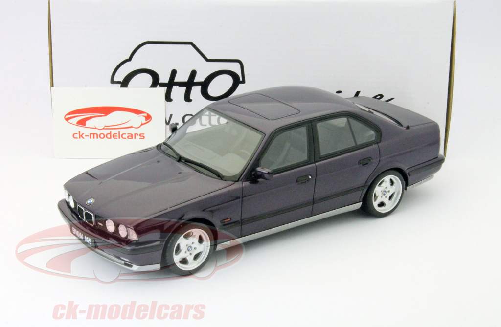 BMW M5 (E34) 1992 techno violet metallic 1:18 Ottomobile