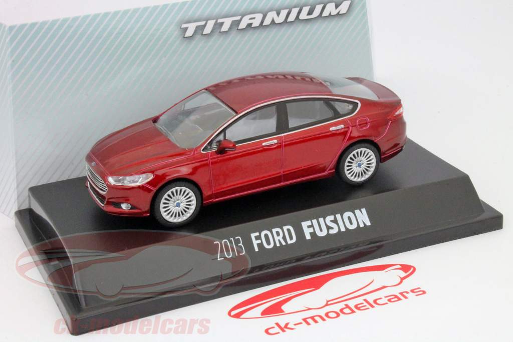 グリーンライト　2013 フォード　フュージョン タクシー Amazon | GREENLIGHT 1:43 SCALE 