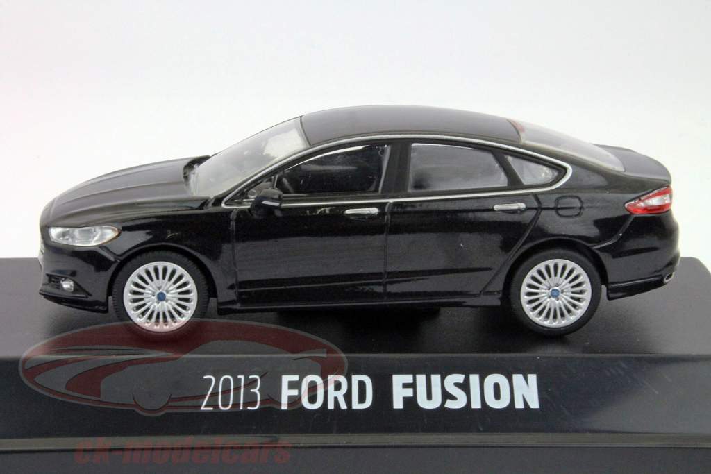 Ford Fusion Mondeo черный металлик 1:43 Greenlight