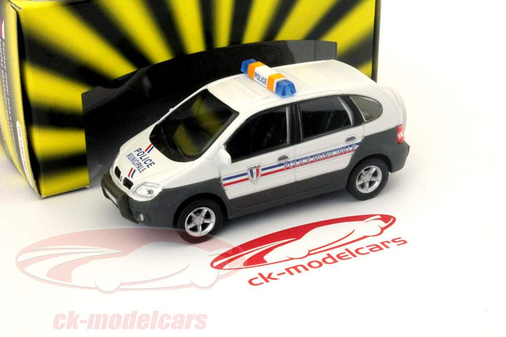 ルノーRX4警察午前1時43完成モデル