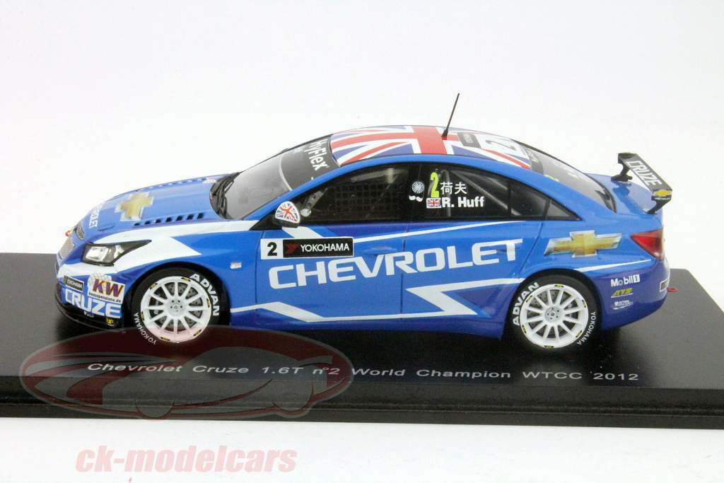 雪佛兰科鲁兹1.6T＃2 2012 WTCC世界冠军侯夫（Rob Huff）1:43星火