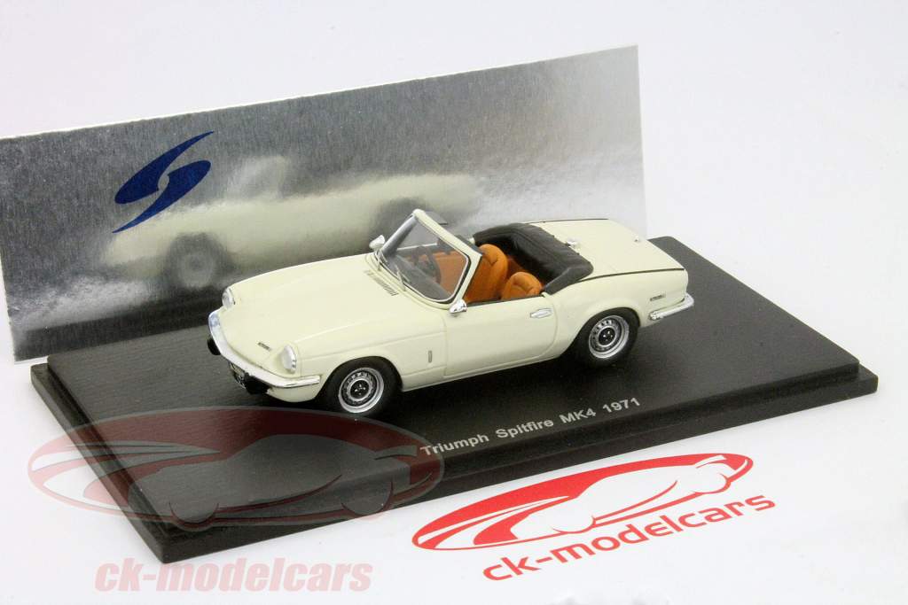 Triumph Spitfire MK4 RHD 1971 crème 1:43 Spark