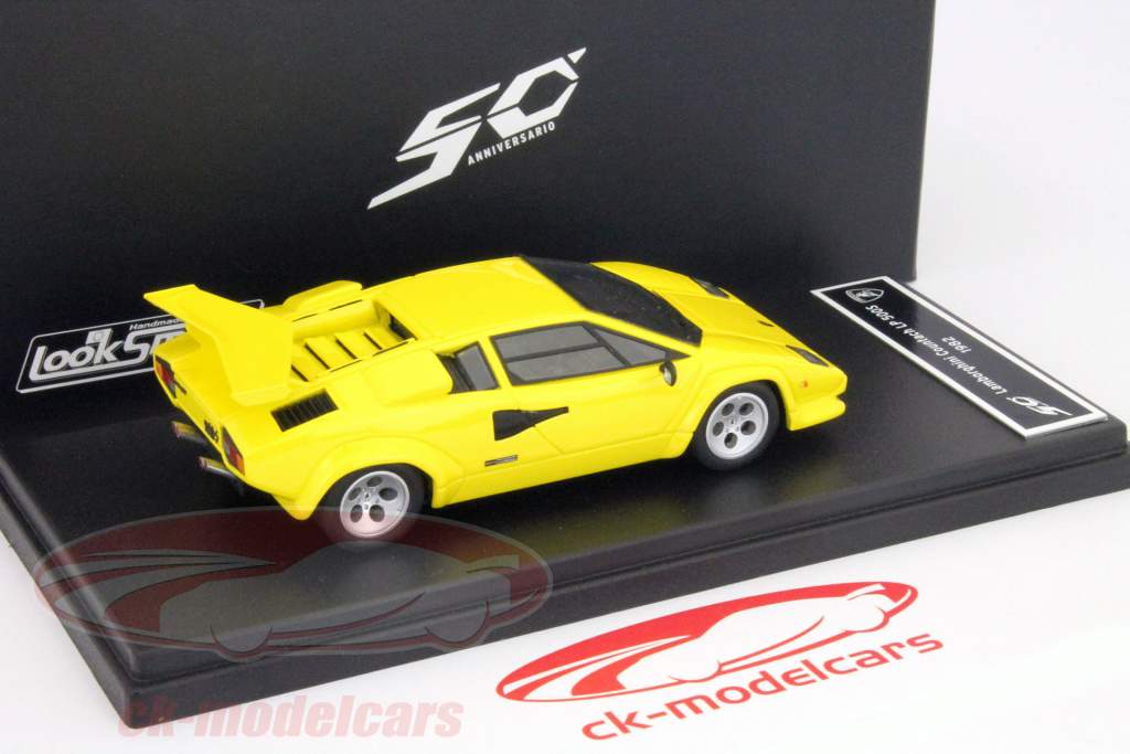 Lamborghini Countach LP 500S 1982 amarillo uno y cuarenta y tres LookSmart