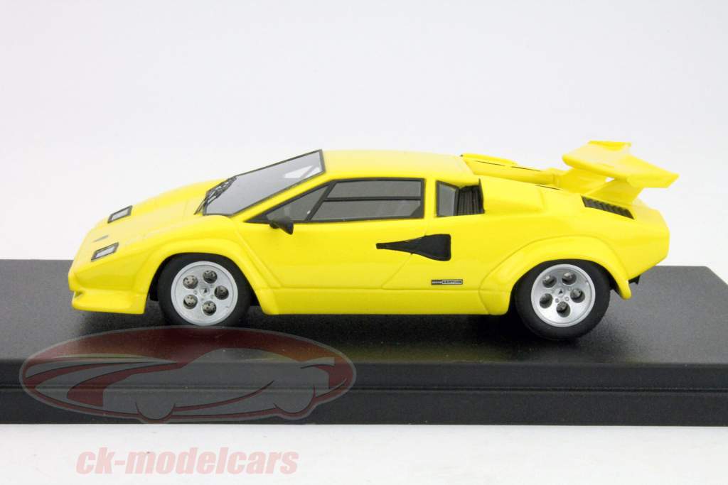 Lamborghini Countach LP 500S 1982 gele 1:43 LookSmart