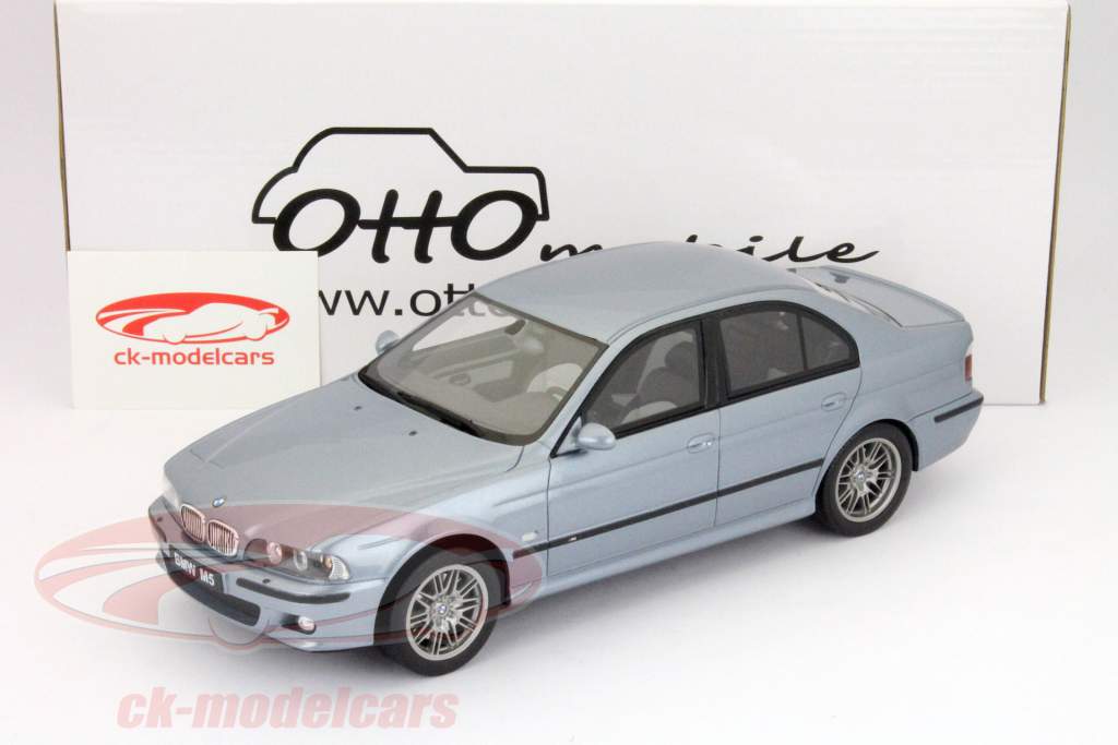 BMW M5（E39）2000年シルバーストーンブルーメタリック1時18分Ottomobile