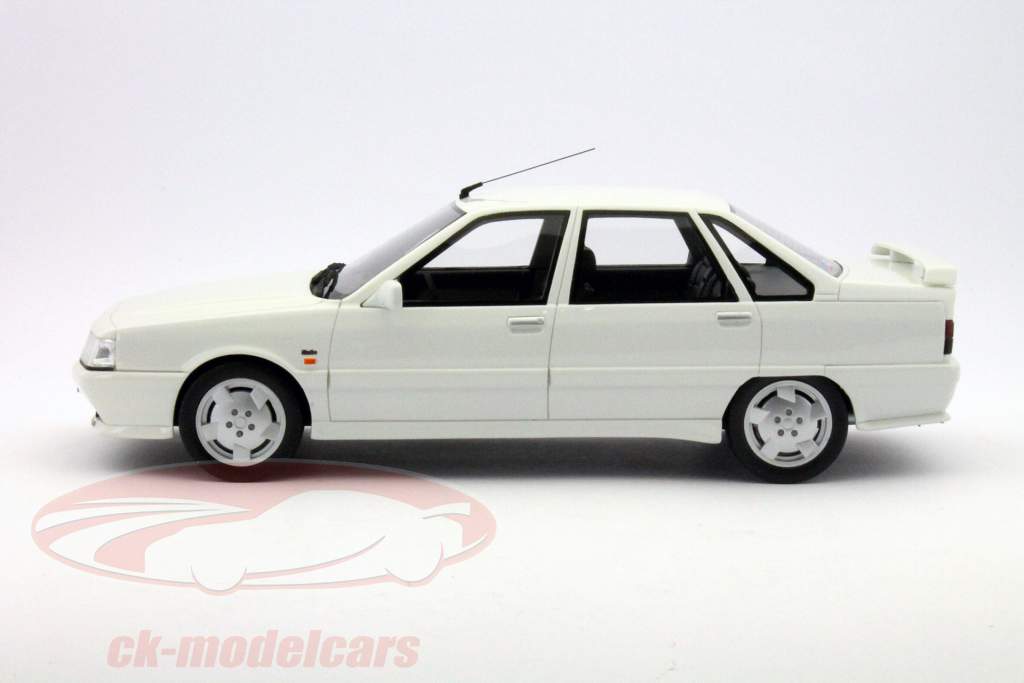 雷诺21涡轮2白色博士1:18 Ottomobile