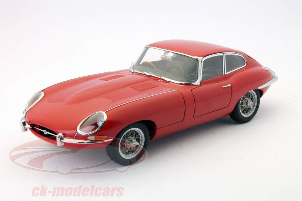 ジャガーE-タイプシリーズ1 3.8クーペ1961年レッド1時18オートアート