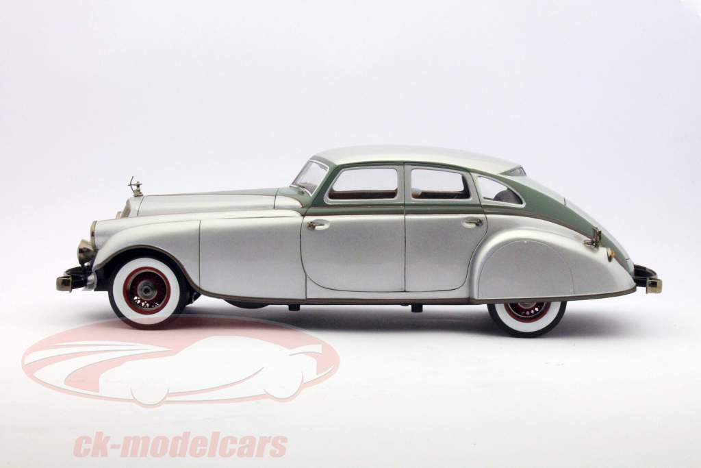 Pierce Arrow Silver Arrow Signature Models 1933 1:18