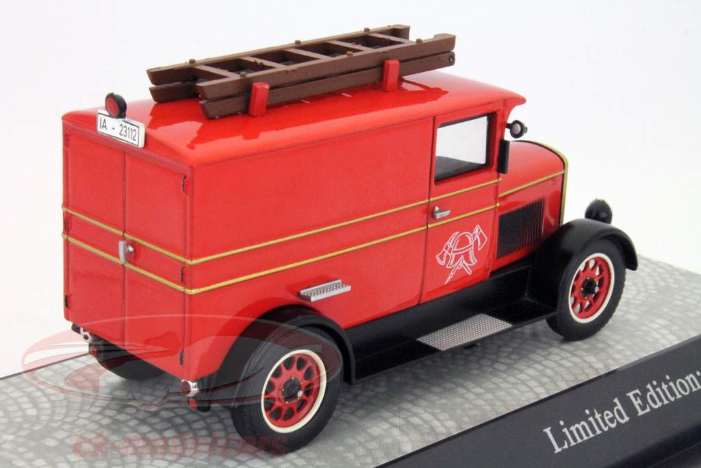 Phenomenon Granit Fire 1:43 25 PremiumClassiXXs