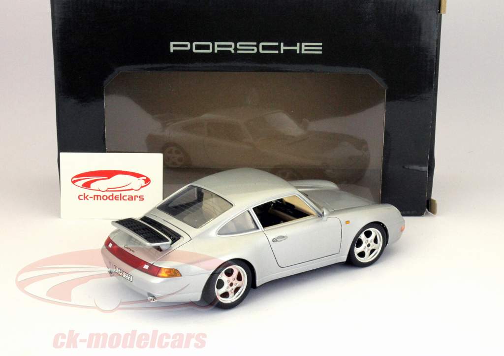 ポルシェ911カレラ（996）銀1時18 Bburago