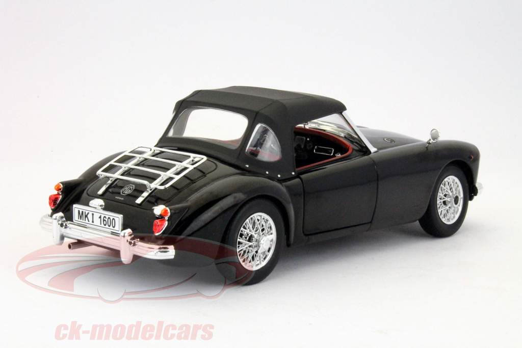 英語MGAロードスター1時18レヴェル