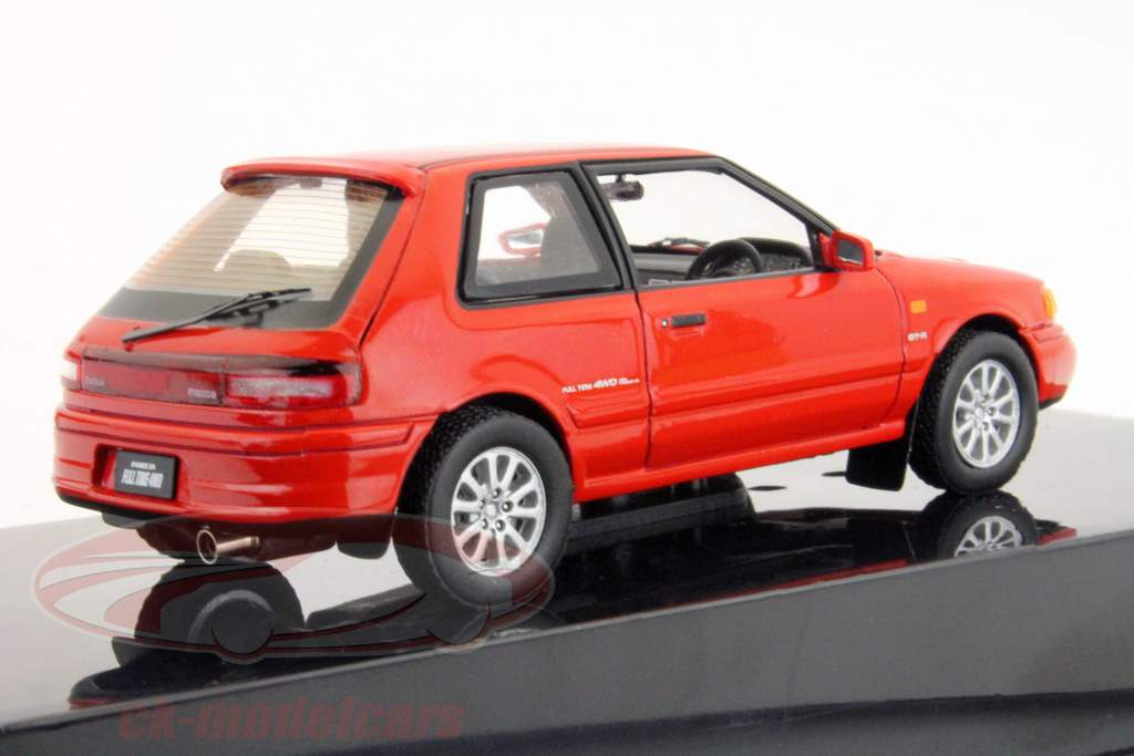 マツダ323 GTR 1991赤1時43分モデルIxo