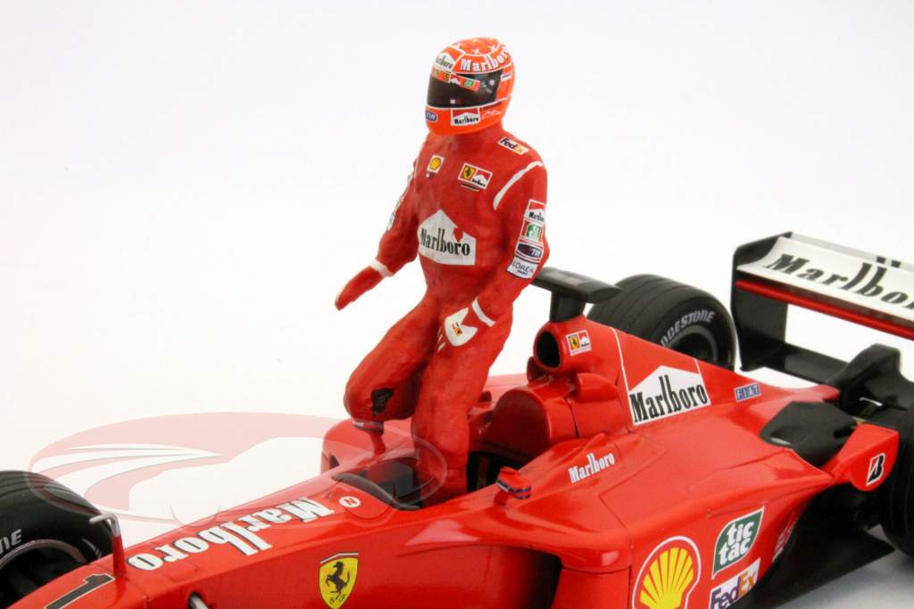 HotWheels 1:18 ミハエル·シューマッハフェラーリF2001