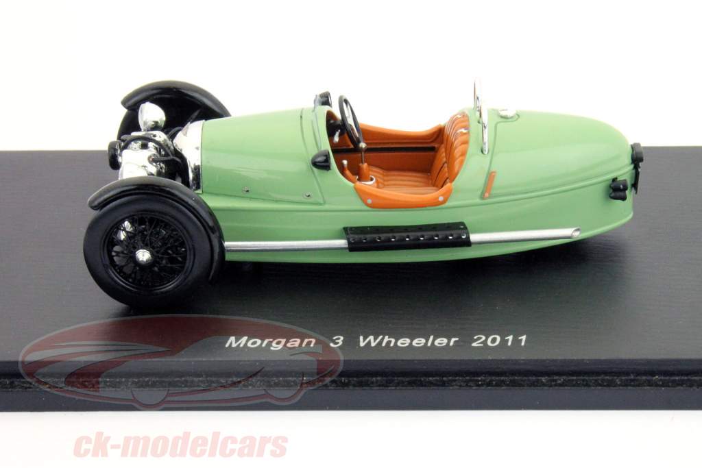 Morgan 3 Wheeler 2011 году зеленые свечи 1:43