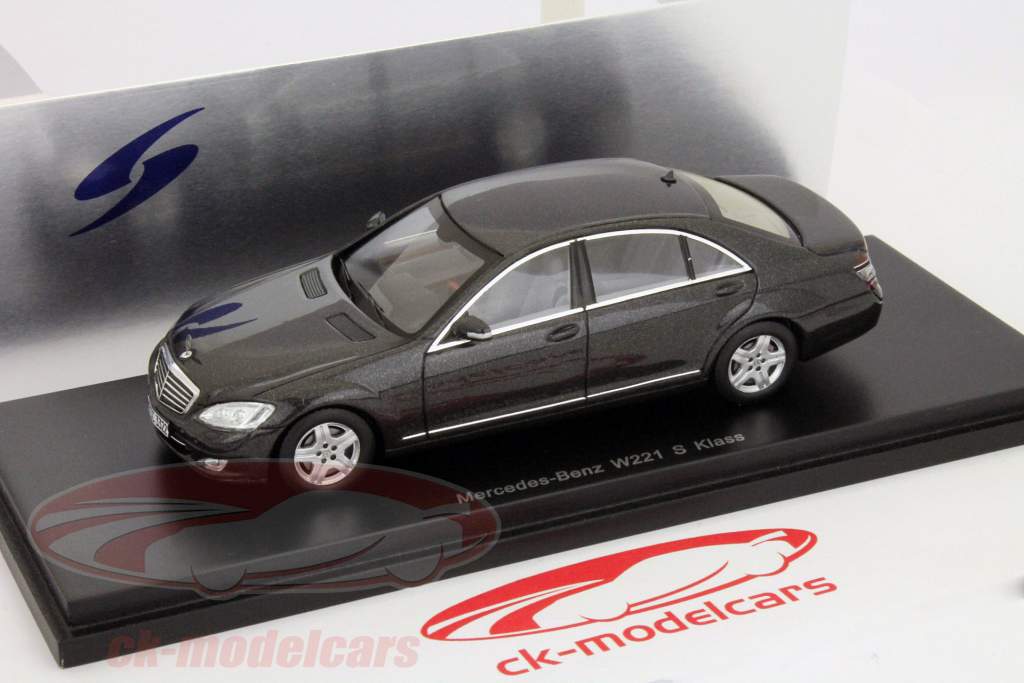 Mercedes-Benz W221 S-Class mørkegrå 1:43 Spark