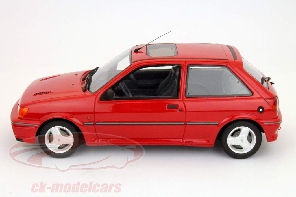 Ford Fiesta Turbo rot 1:18 OttoMobile 