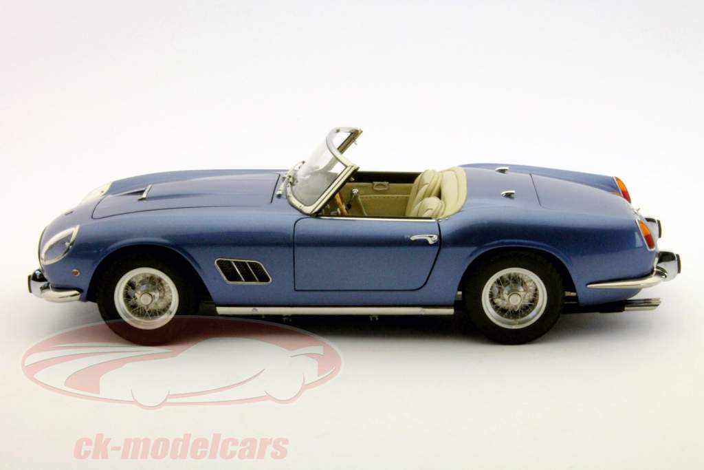 CMC 1:18 フェラーリ250 GTカリフォルニアスパイダーSWB 1960年