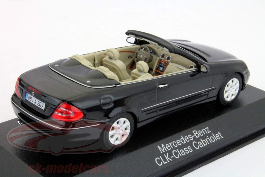 Mercedes Benz CLK кабрио (A209) Год 2003 obsidianschwarz 1:43 Minichamps MB