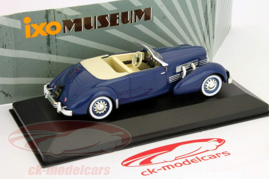 Шнур 812 кабриолет Phaeton построен в 1937 году 1:43 Ixo