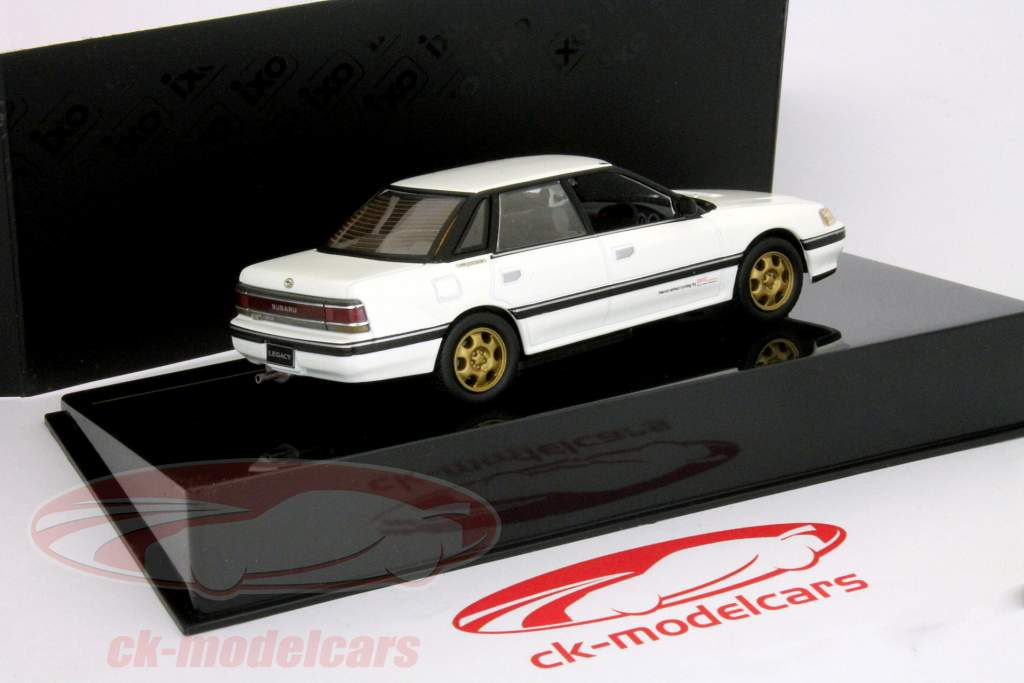 斯巴鲁力狮2.0涡轮RS型RA 1989年白1:43 IXO