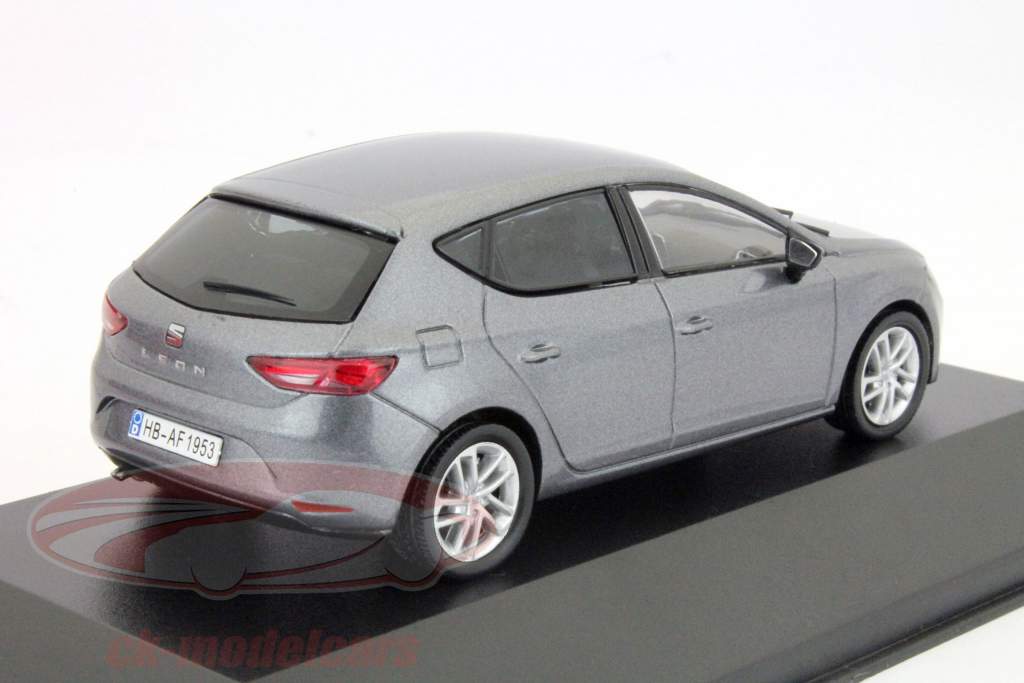 座椅莱昂（5F）2013年比利牛斯山的灰色座椅1:43