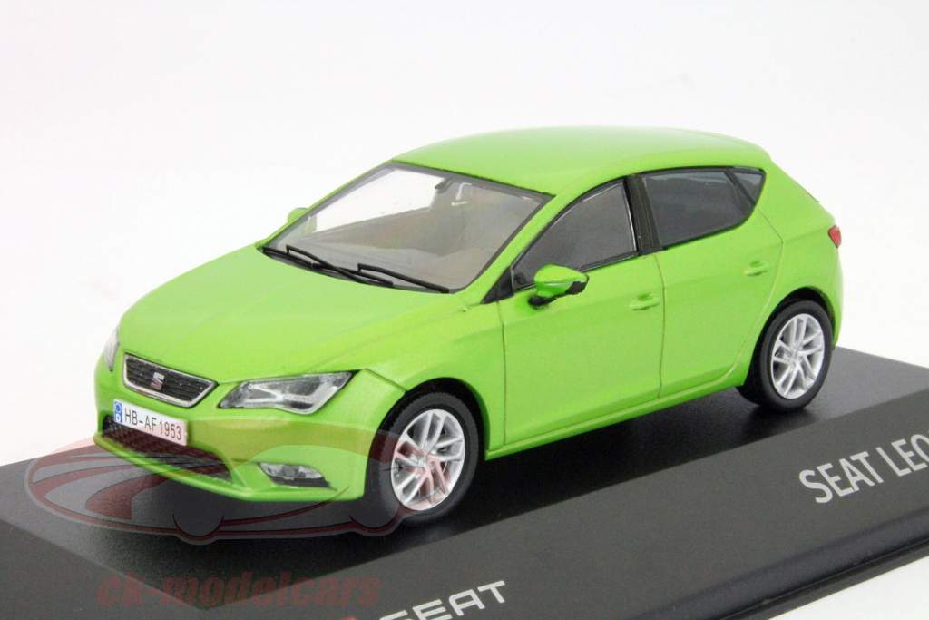 Seat Leon (5F) Год 2013 Лима зеленые 1:43 сиденья